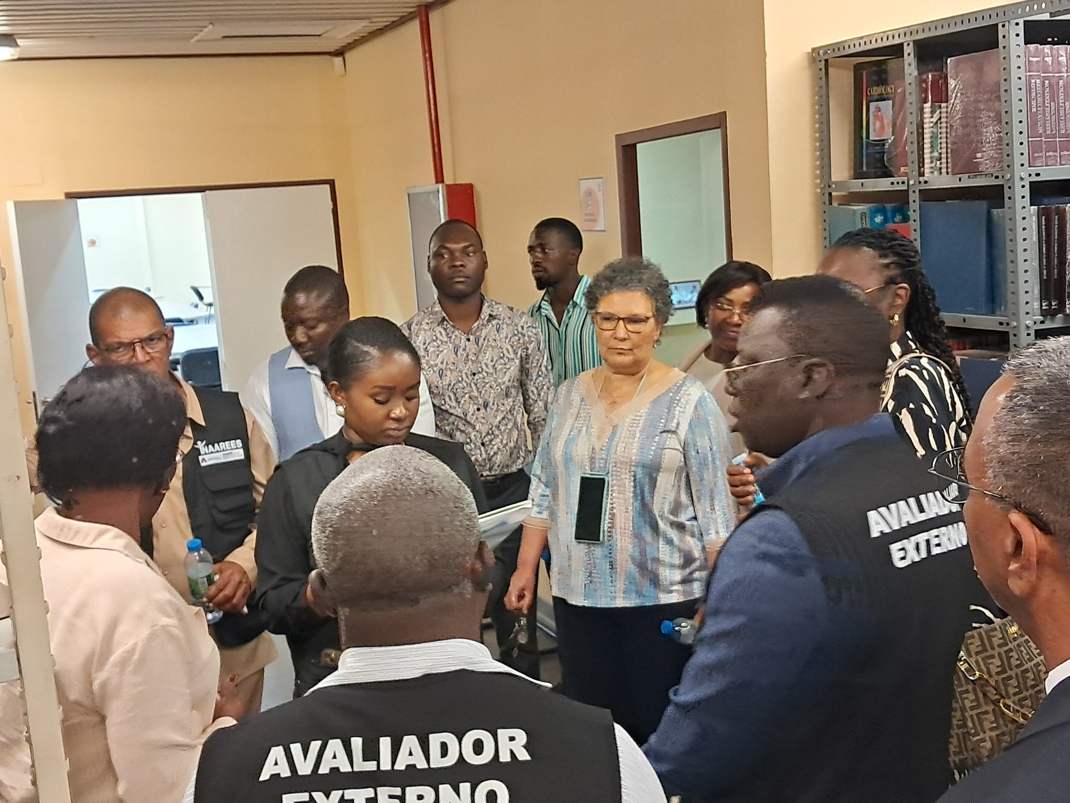 Equipe da Avaliação Externa do INAAREES à Faculadade de Medicina da UAN
